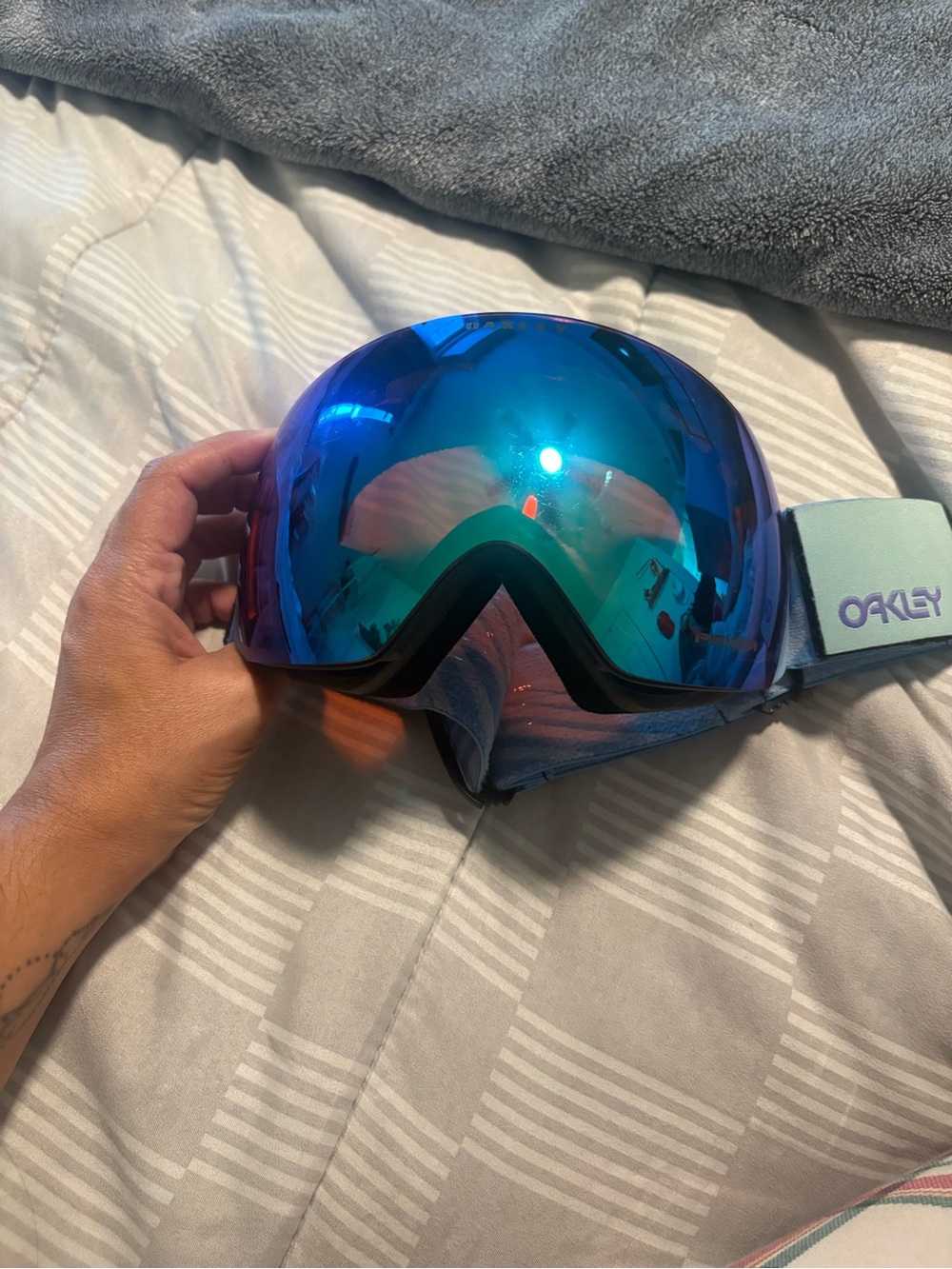 Oakley Blue Teal Mirrored Snow Goggles
